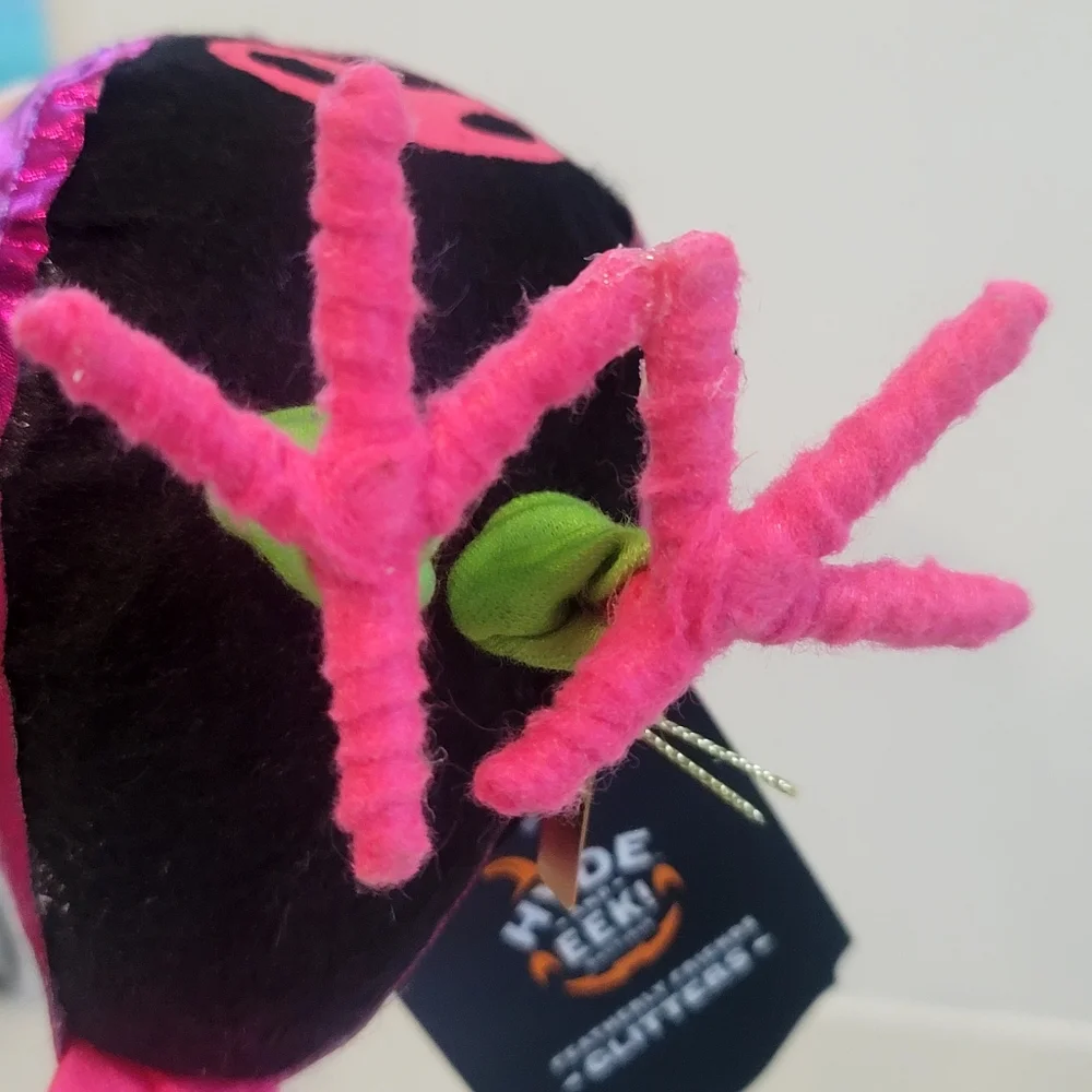 NEW Hyde & EEK! Boutique Featherly Friends 